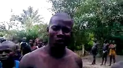 Chick geneukt outdoors door een gratis homo sexfilmpjes stranger gentleman