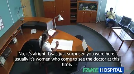 Geneukt trio sex filmpjes meisje zwembad na dating met alcohol