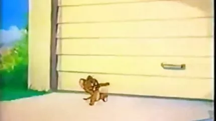 In de prachtige slaapkamer gebeurde het geslacht lesbische sex filmpjes van vier meisjes