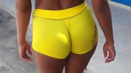 Brunette meisje vingeren vagina met vibrator gratis sexfilmpjes trio