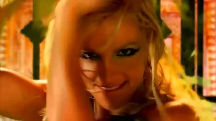 Seks met twee sexfimpjes gratis zwoele vrouwen met sappige ezels