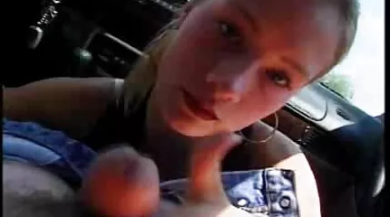 Prachtige vriendinnen wrijven kutjes in een sex filmpjes amateurs prachtig appartement