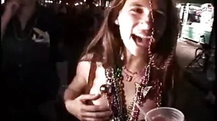 In een paar schoenen neuken een meisje met twee gratis sex filmpjes harde pikken